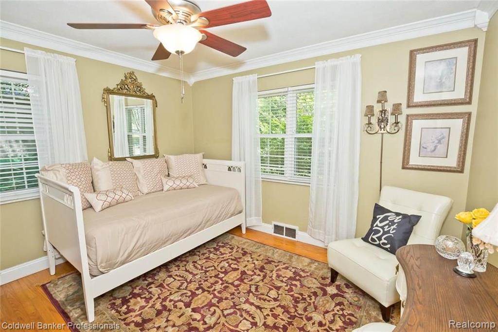 2168 Somerset Road Bloomfield Hills, MI 48302 - Photo 11 of 16