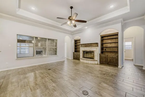 $655,000 | 104 Lyndsey Court, Boyd, TX 76023