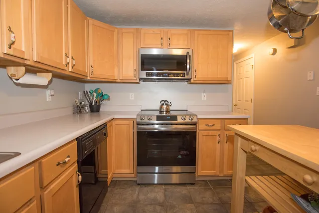 $519,000 | 86 Brookwood Drive, Gorham, ME 04038