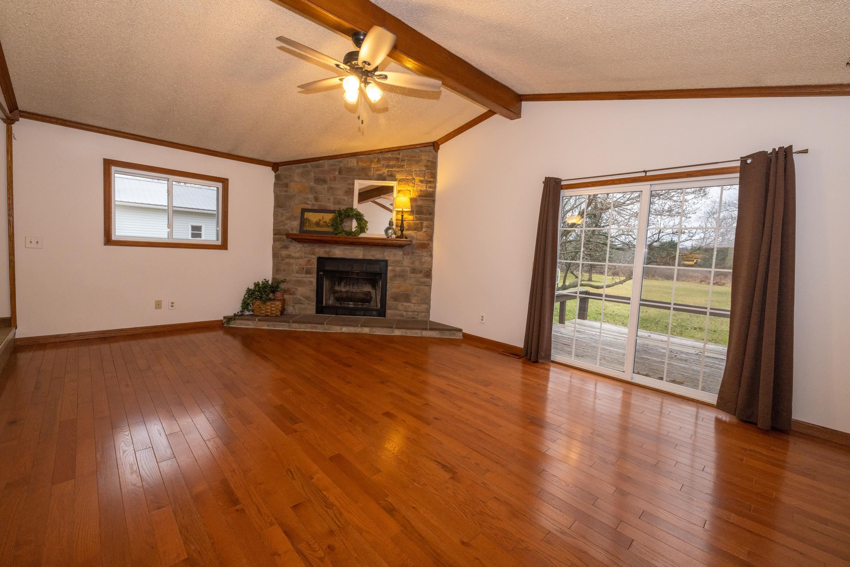 2251 North Morrish Road Flushing, MI 48433 - Photo 16 of 39 50098842-15.JPG