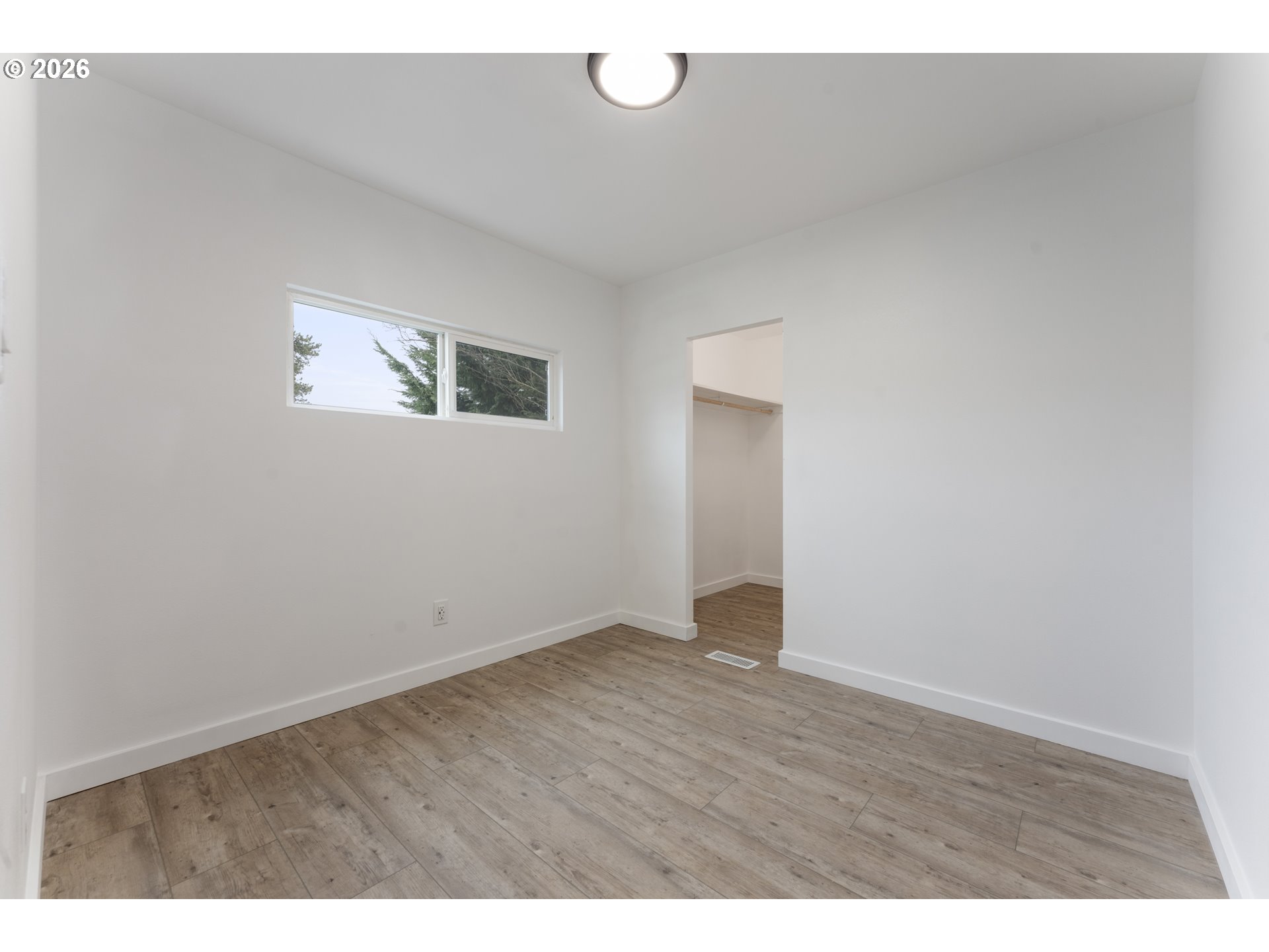 4424 Southeast Roethe Road, Unit 3 Milwaukie, OR 97267 - Photo 24 of 30 a view of an empty room