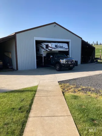 $769,000 | 4370 Highway 8, Troy, ID 83871