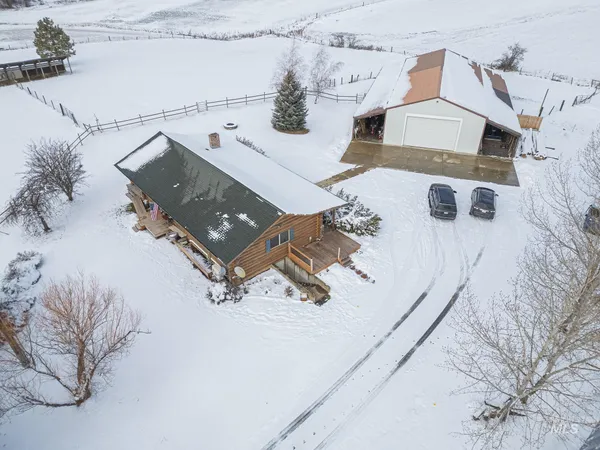$769,000 | 4370 Highway 8, Troy, ID 83871