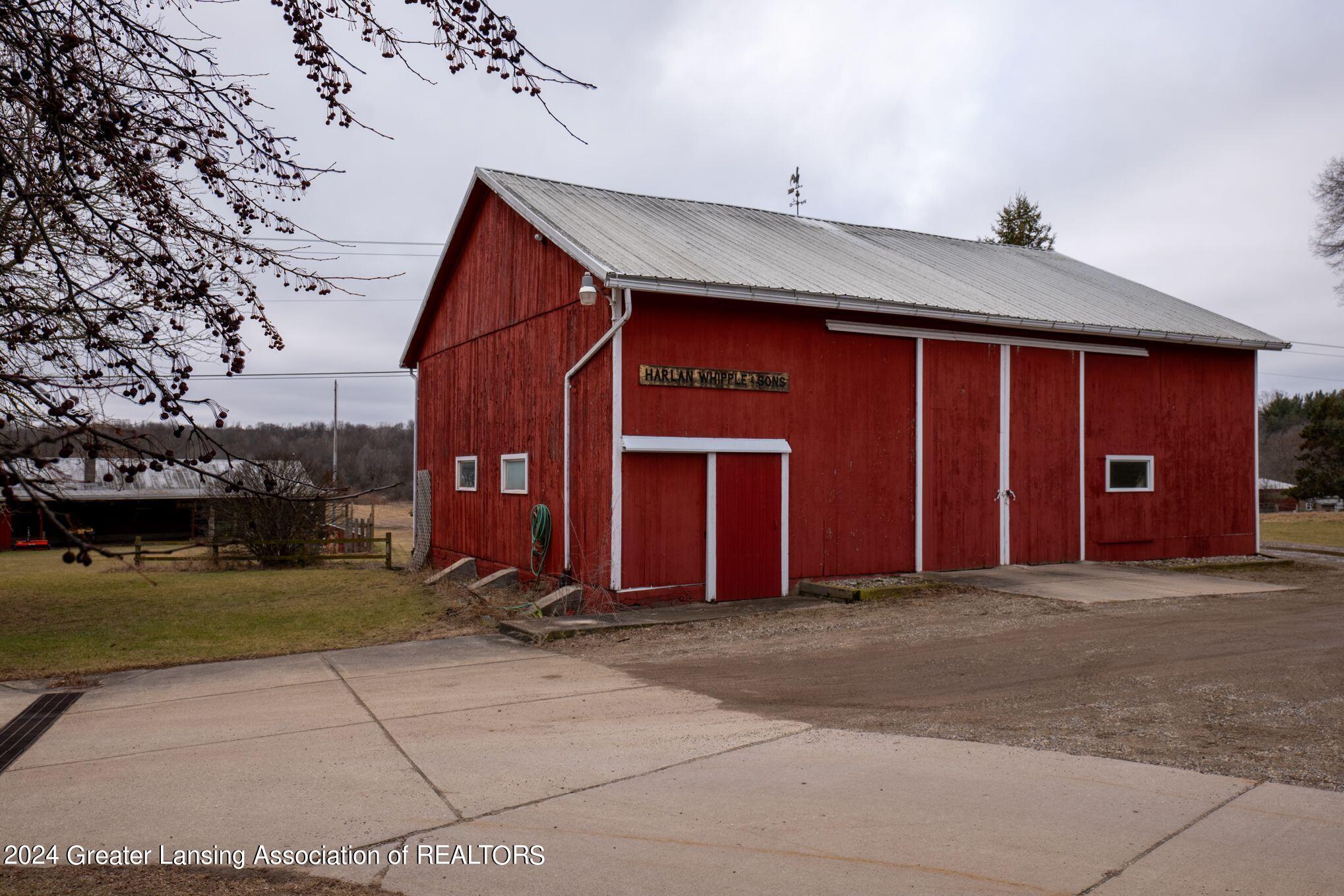 1211 West Dansville Road Mason, MI 48854 - Photo 3 of 33 30