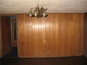 5201 Dickson Road Indianapolis, IN 46226 - Photo 6 of 12 Gallery Image 6