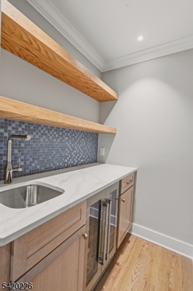732 Embree Crescent Westfield, NJ 07090 - Photo 23 of 47 a view bathroom with a sink and dishwasher
