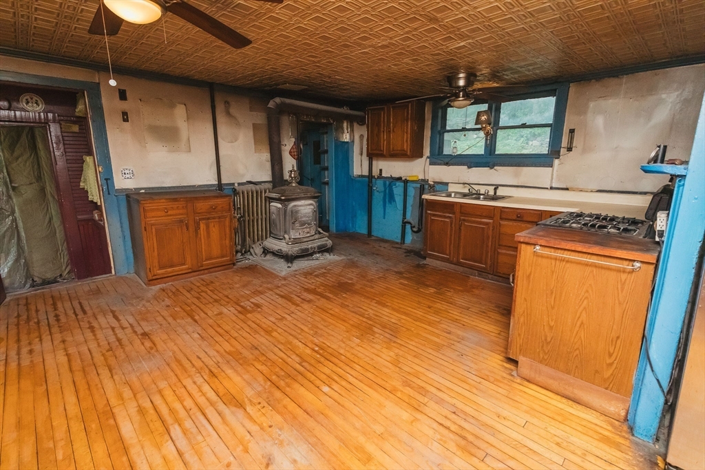 2 Cross Street Buckland, MA 01338 - Photo 4 of 25