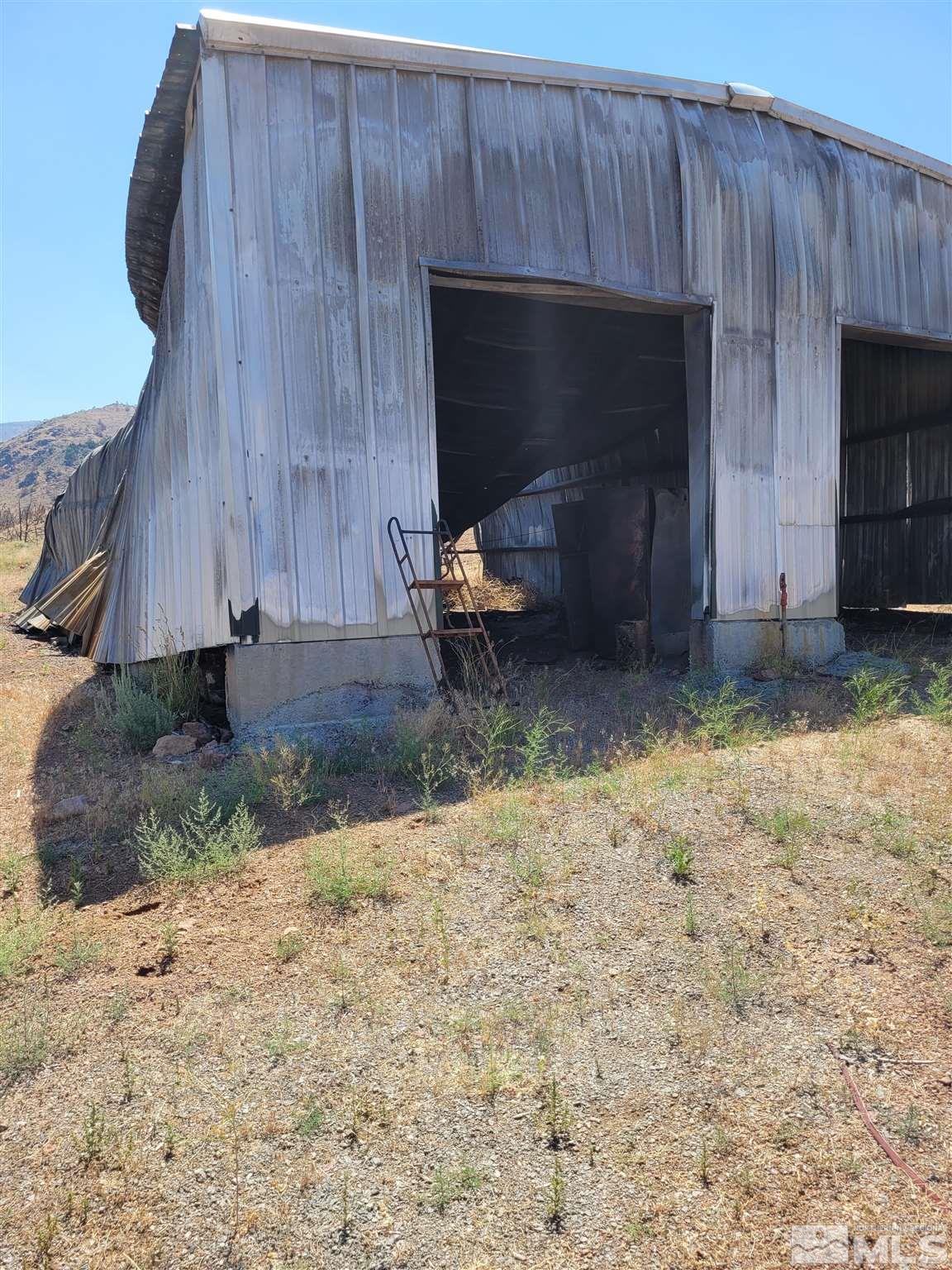 1955 Piute Creek Road Reno, NV 89510 - Photo 10 of 18 a backyard of a house