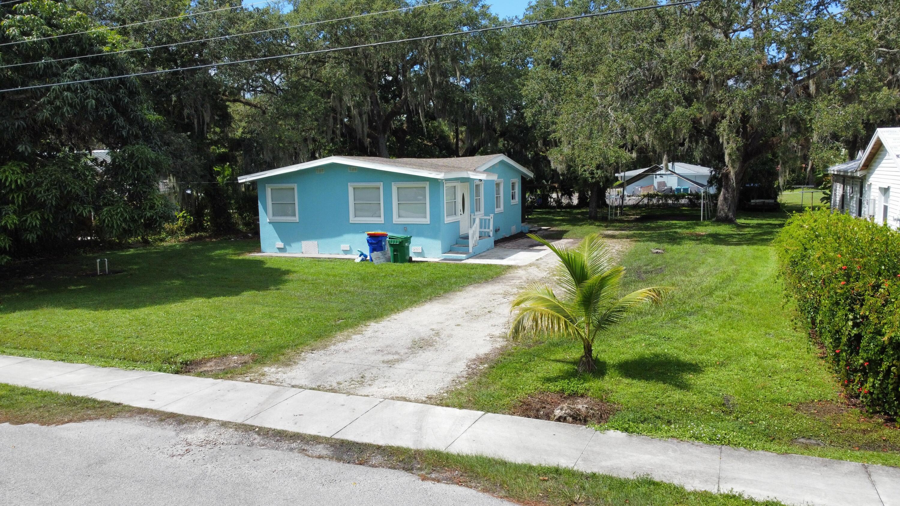 1806 Southwest 2nd Avenue Okeechobee, FL 34974 - Photo 29 of 44 dji_fly_20251002_122536_87_1759422409789