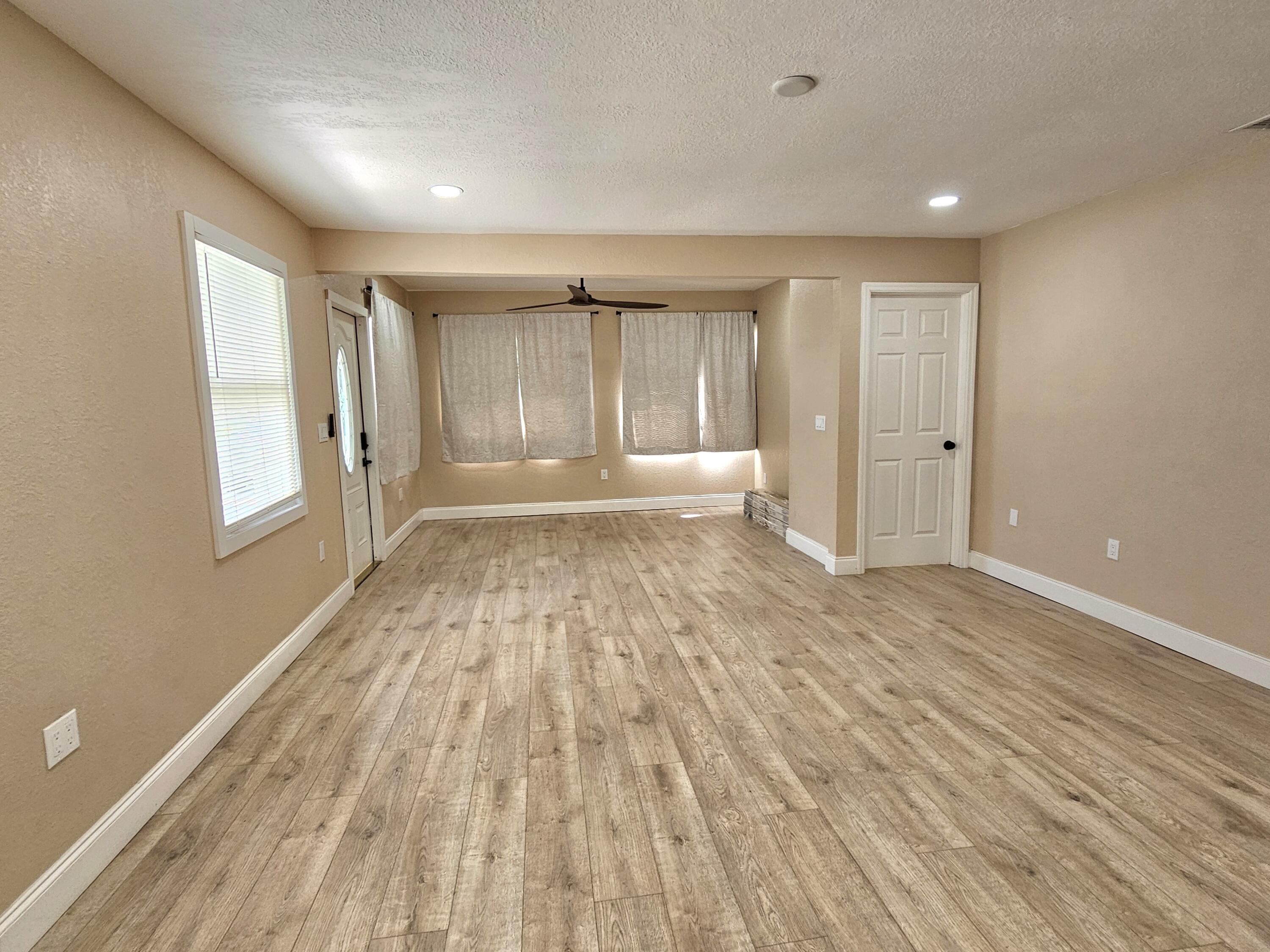 1806 Southwest 2nd Avenue Okeechobee, FL 34974 - Photo 4 of 44 20251002_113341