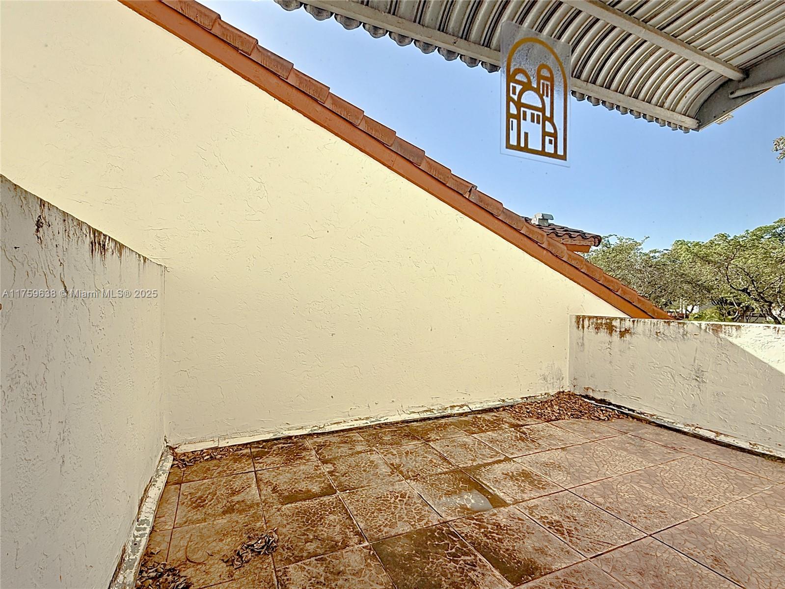 347 Ives Dairy Road, Unit E3473 Miami, FL 33179 - Photo 36 of 55 Roof Patio