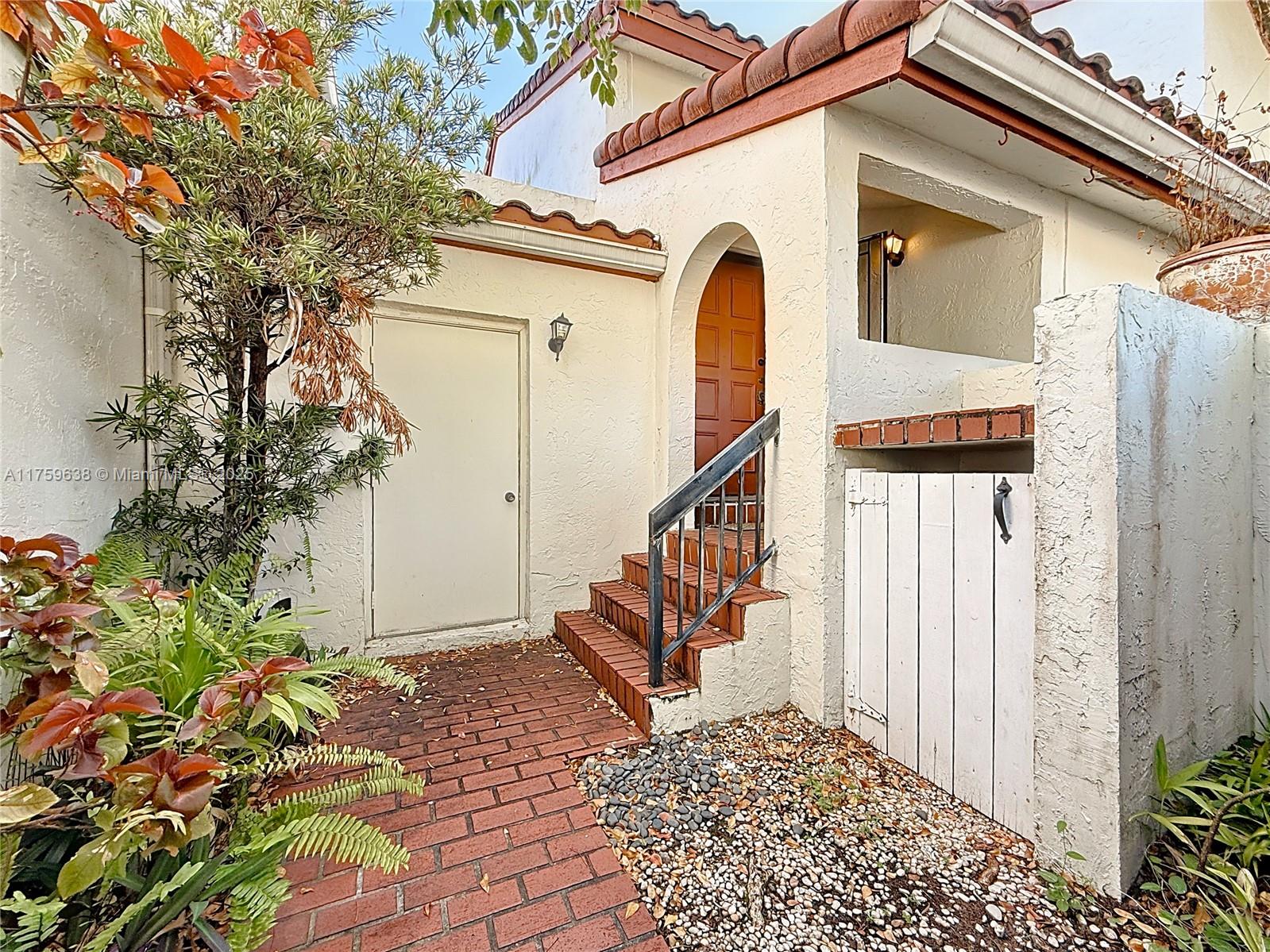 347 Ives Dairy Road, Unit E3473 Miami, FL 33179 - Photo 4 of 55