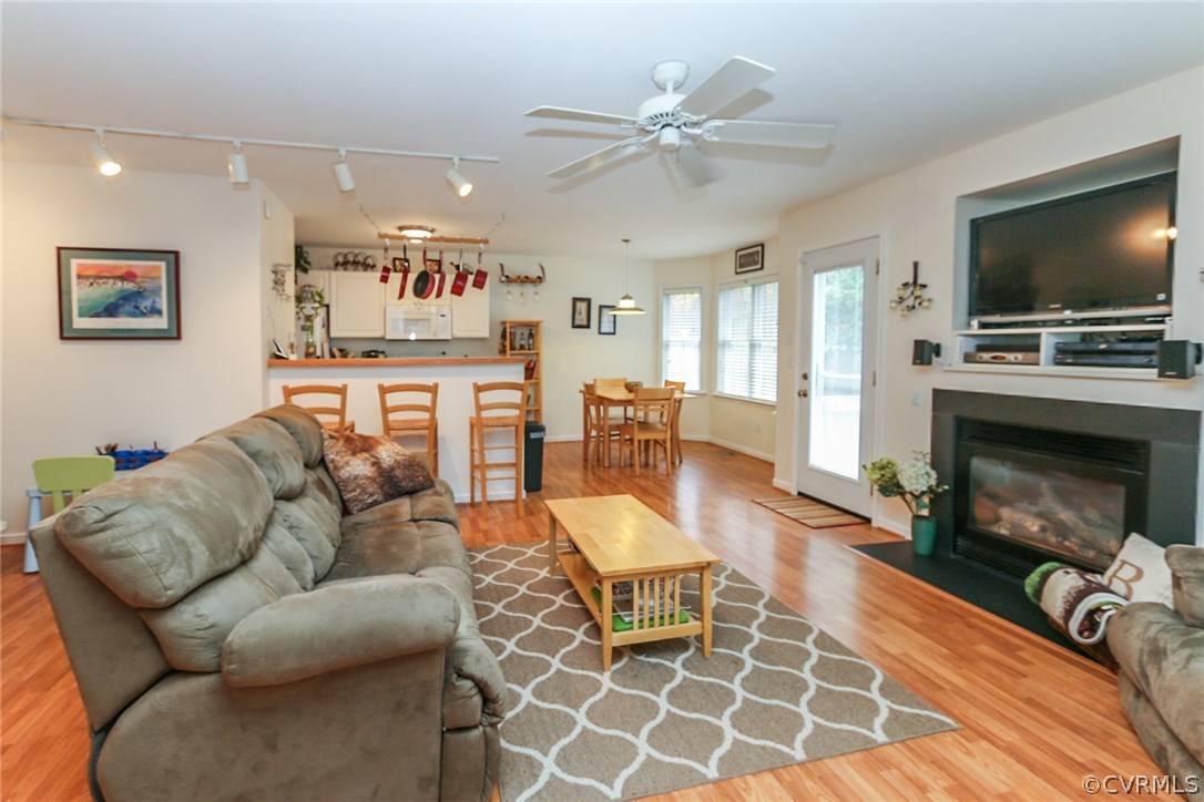 5006 Parrish Branch Road Midlothian, VA 23112 - Photo 6 of 22 Gallery Image 6
