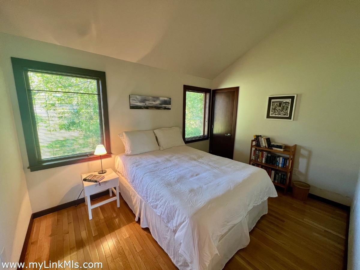 382 Lighthouse Road Aquinnah, MA 02535 - Photo 18 of 29