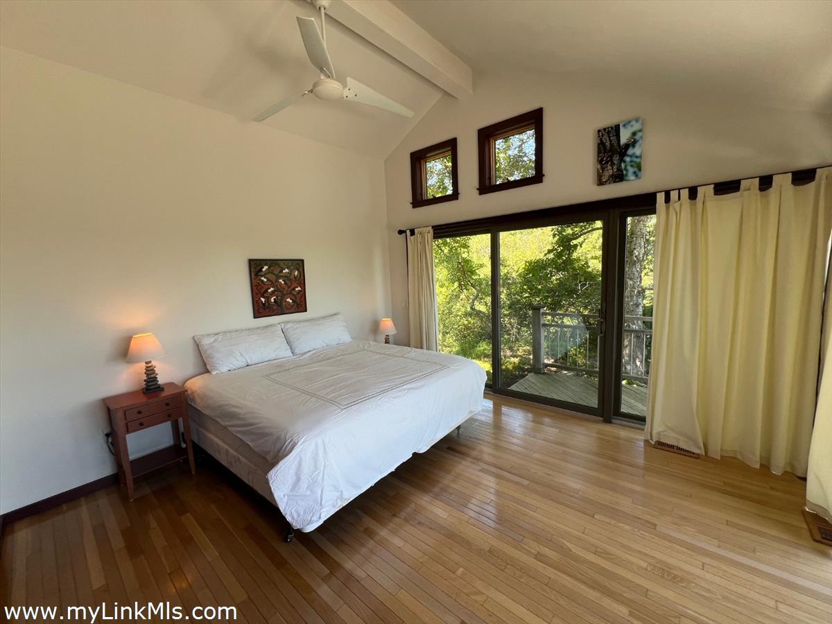 382 Lighthouse Road Aquinnah, MA 02535 - Photo 19 of 29