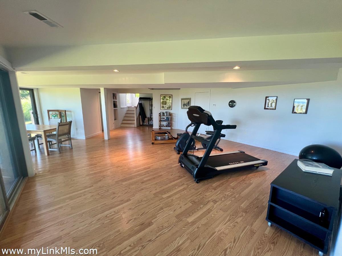 382 Lighthouse Road Aquinnah, MA 02535 - Photo 23 of 29