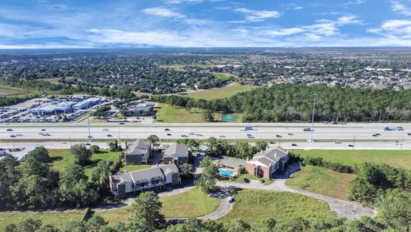 $84,000 | 2501 Gulf Freeway, Unit 250D, Dickinson, TX 77539