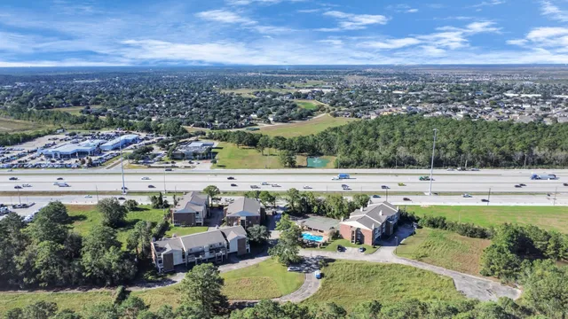 $84,000 | 2501 Gulf Freeway, Unit 250D, Dickinson, TX 77539