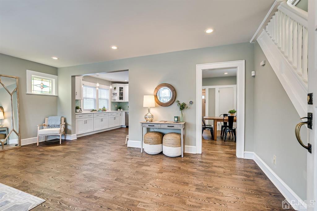 79 Van Ness Terrace Maplewood, NJ 07040 - Photo 5 of 40