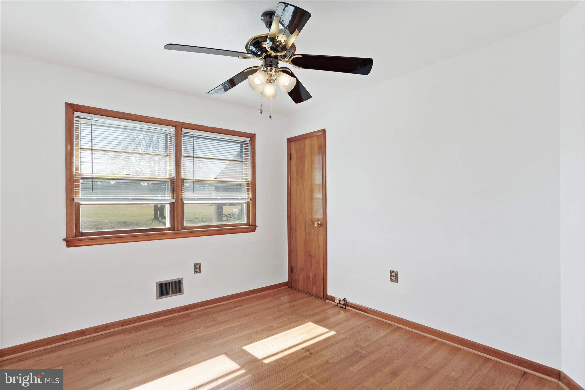 550 Bucks Mill Road Strasburg, VA 22657 - Photo 18 of 57 a view of an empty room with a window