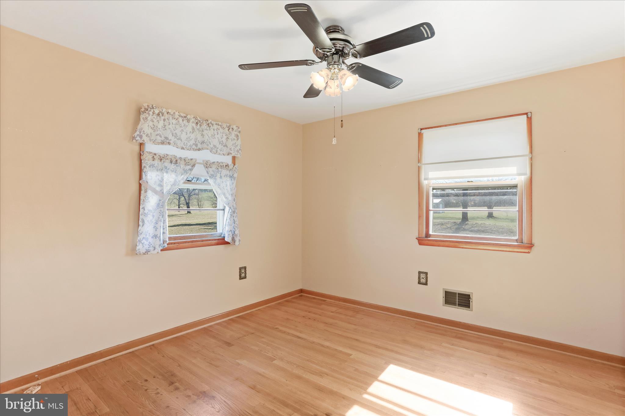 550 Bucks Mill Road Strasburg, VA 22657 - Photo 20 of 57 a view of an empty room with a window