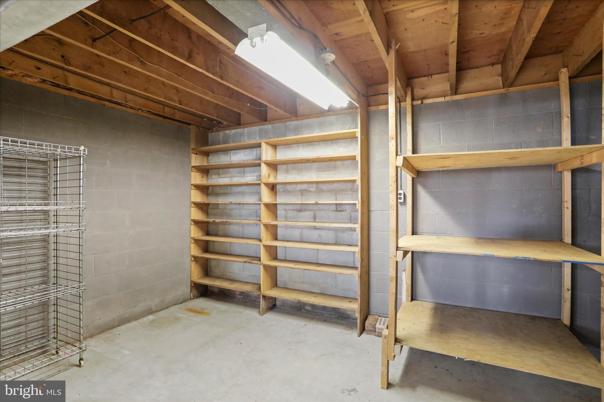 550 Bucks Mill Road Strasburg, VA 22657 - Photo 33 of 57 a view of room with walk in closet