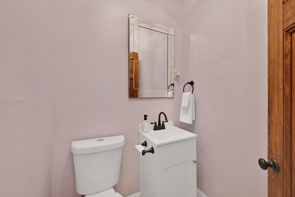 36 Spruceland Avenue Springfield, MA 01108 - Photo 35 of 42