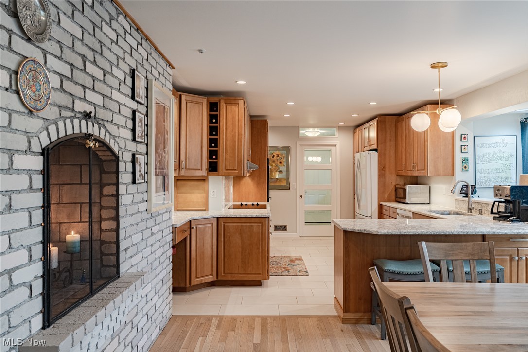 31449 Pinetree Road Cleveland, OH 44124 - Photo 15 of 50