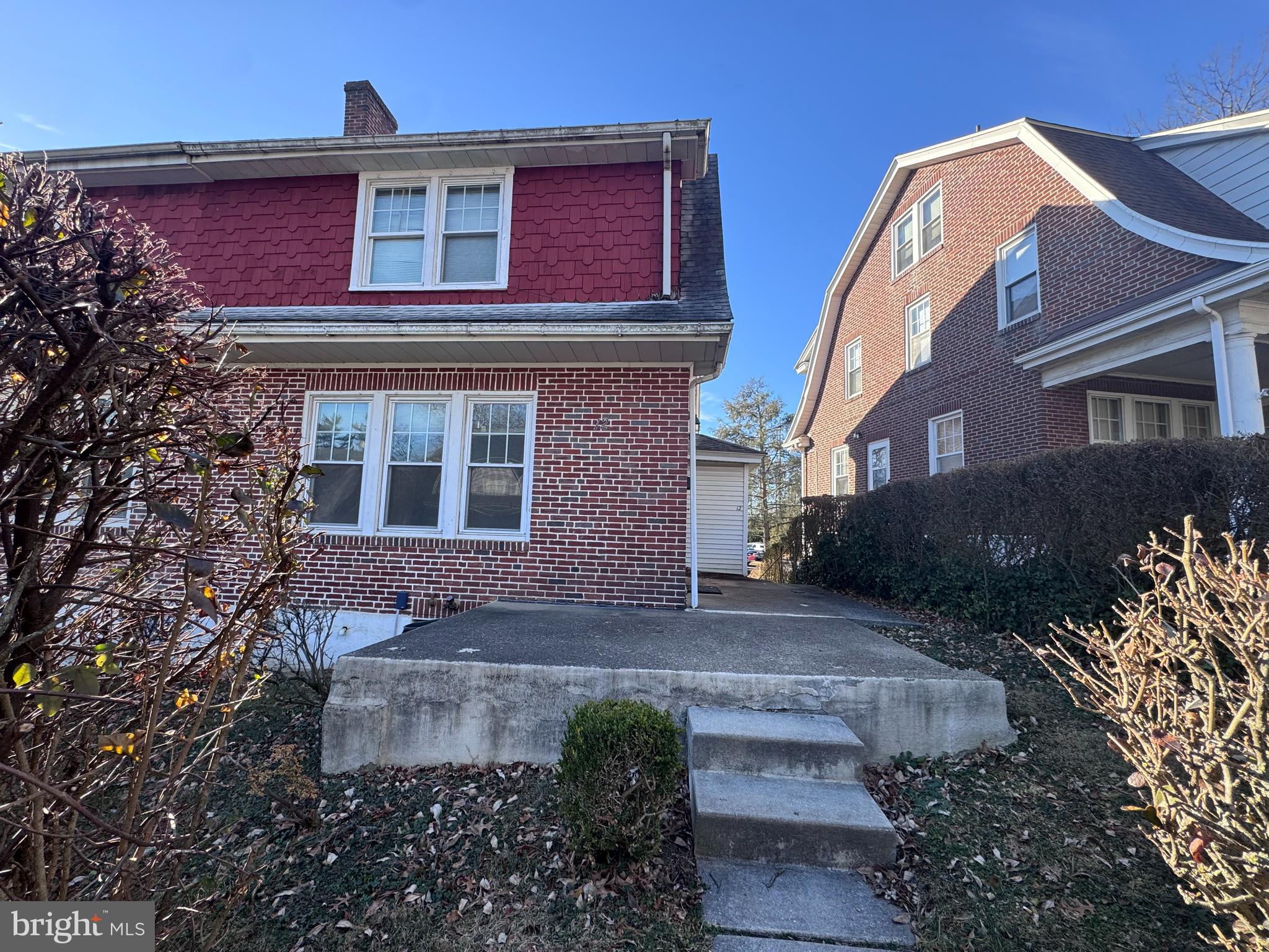 12 Hillside Road Reading, PA 19609 - Photo 4 of 31 front