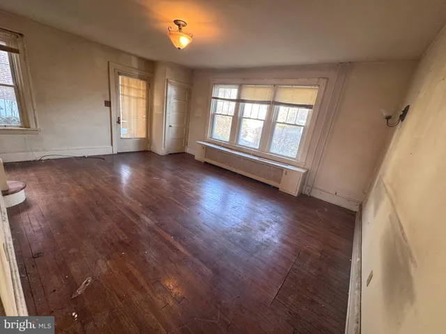 $210,000 | 12 Hillside Road, Reading, PA 19609