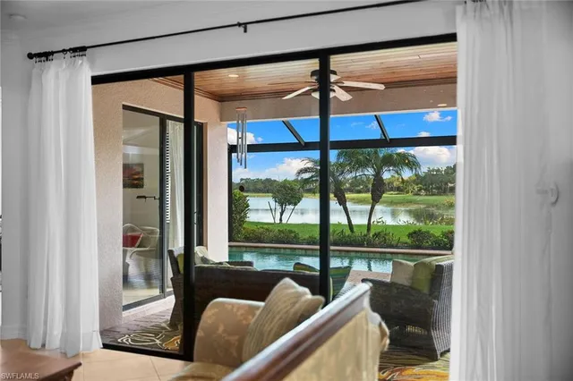 $815,000 | 12504 Fenhurst Way, Naples, FL 34120