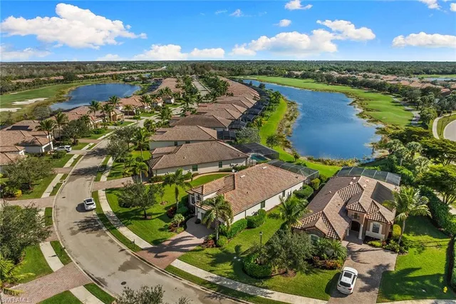 $815,000 | 12504 Fenhurst Way, Naples, FL 34120