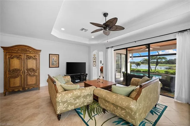 $815,000 | 12504 Fenhurst Way, Naples, FL 34120