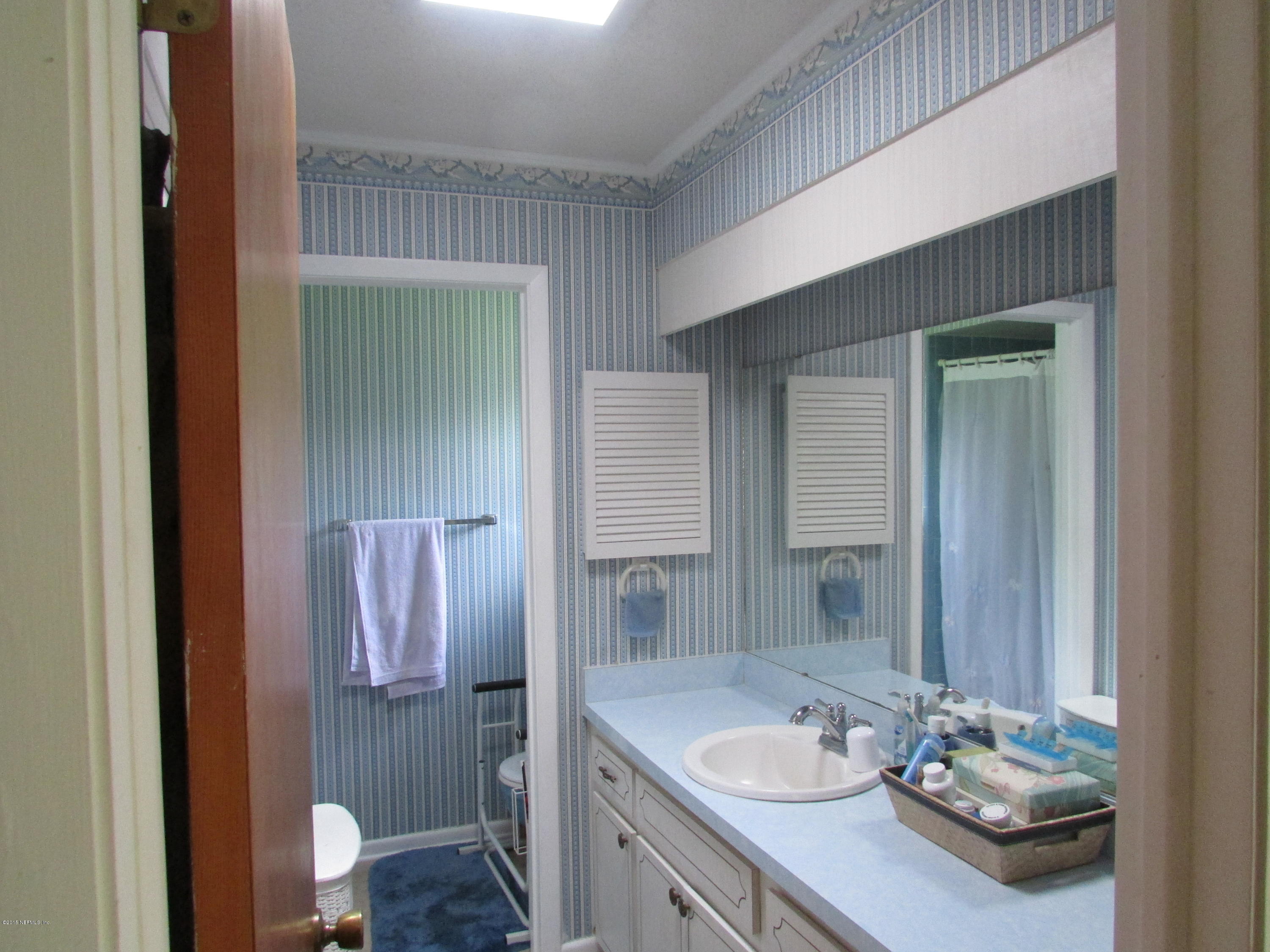 8720 Denny Road Jacksonville, FL 32220 - Photo 9 of 25 Master Bath