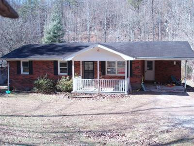 1131 Collins Fork Road Manchester, KY 40962 - Photo 1 of 4 Front view