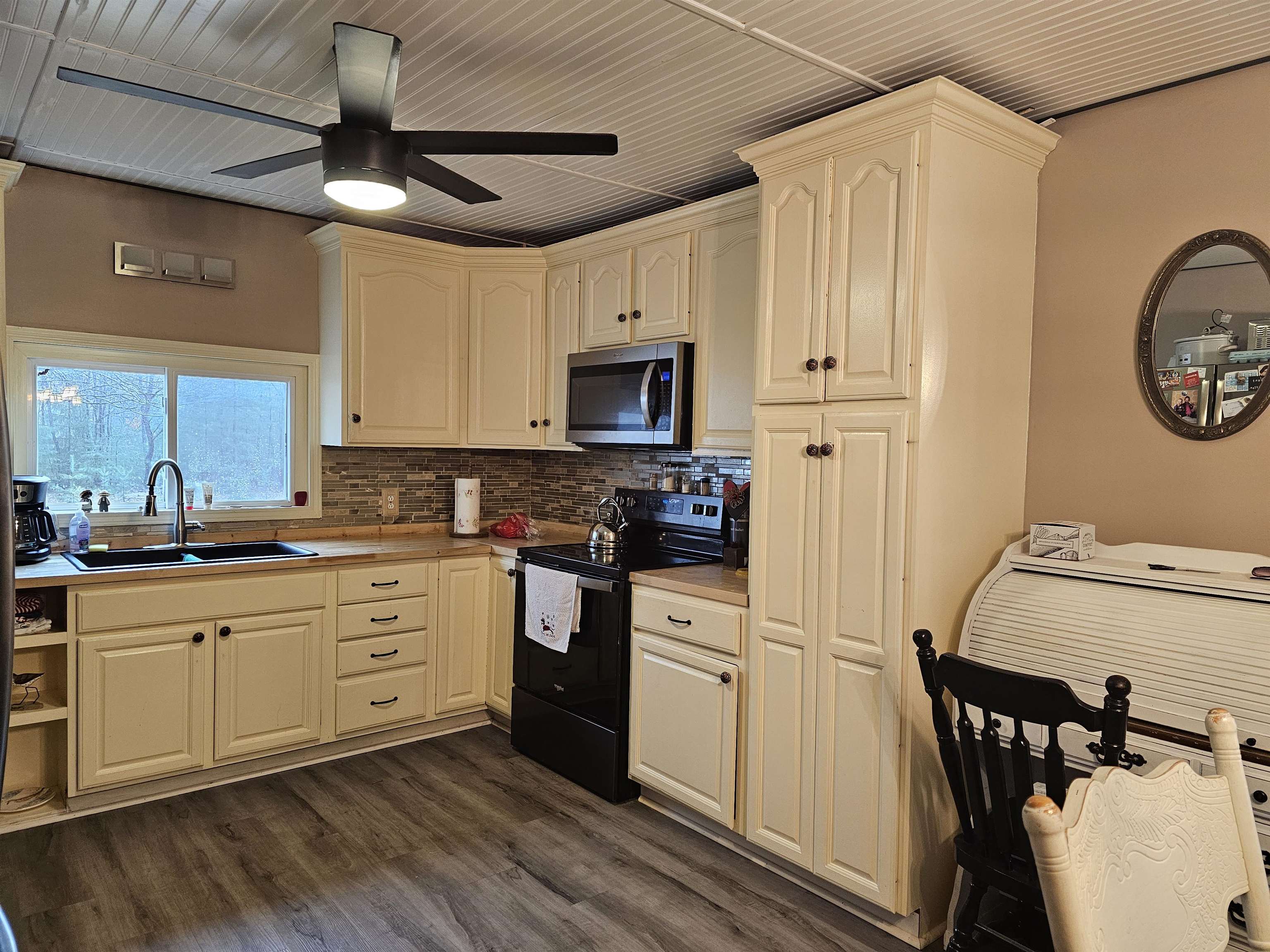 1407 South La Chance Road Lake City, MI 49651 - Photo 4 of 34