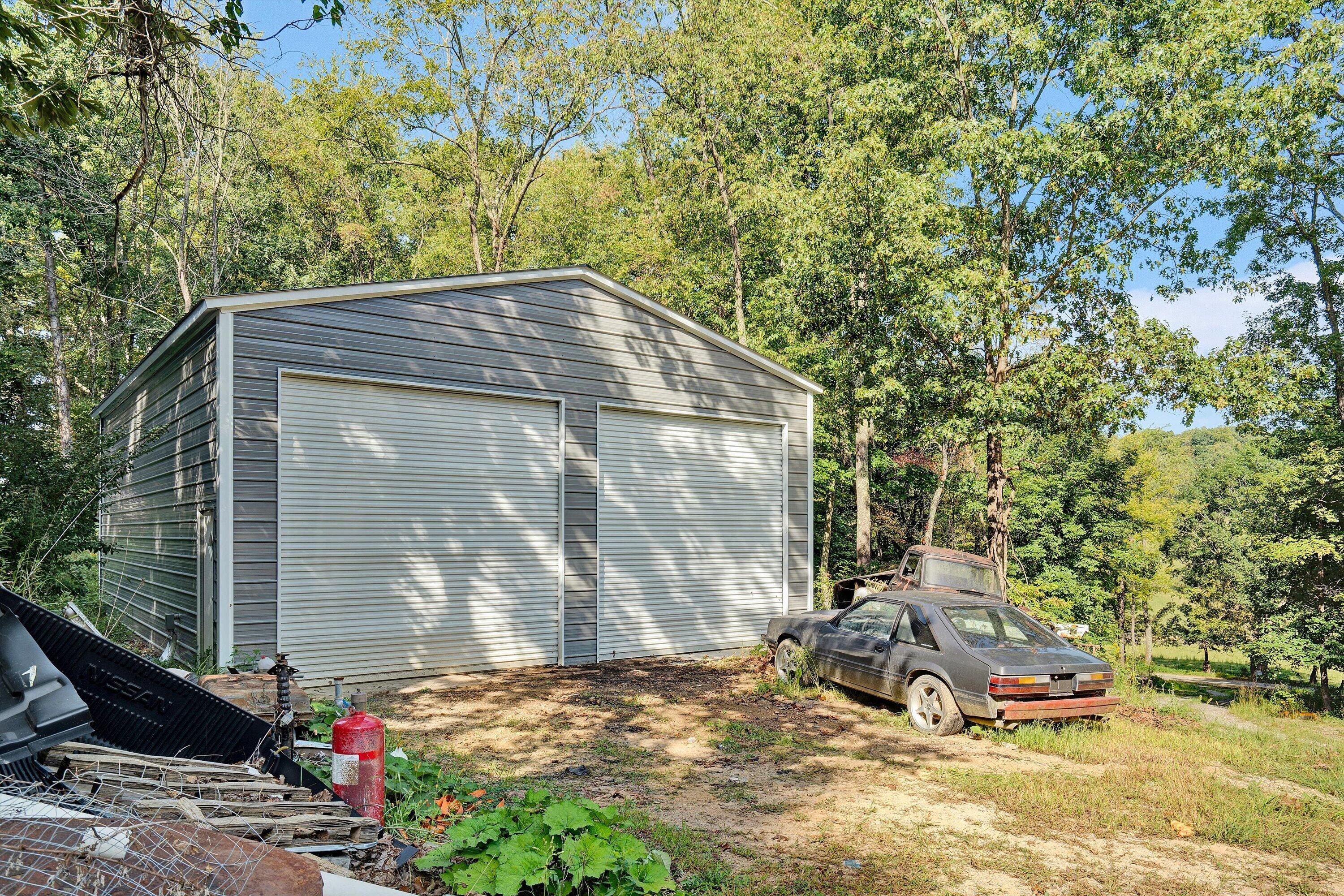 2112 Gate Road Christiansburg, VA 24073 - Photo 4 of 30 29-DSC01490