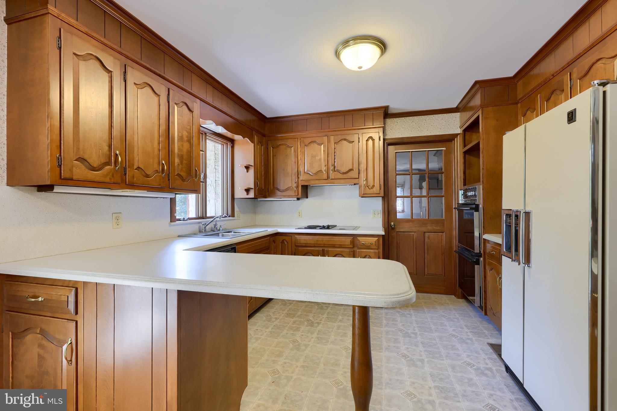 1716 Pioneer Road Lancaster, PA 17602 - Photo 12 of 45