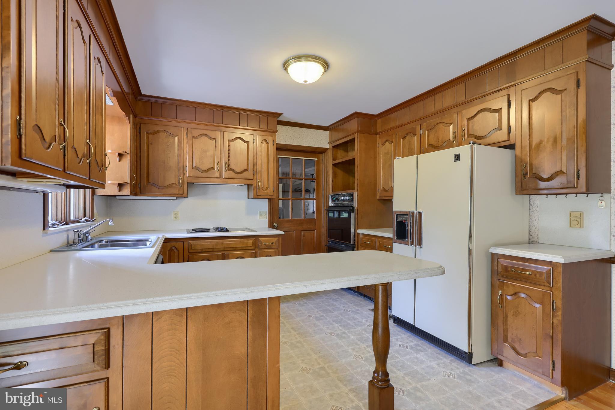 1716 Pioneer Road Lancaster, PA 17602 - Photo 13 of 45