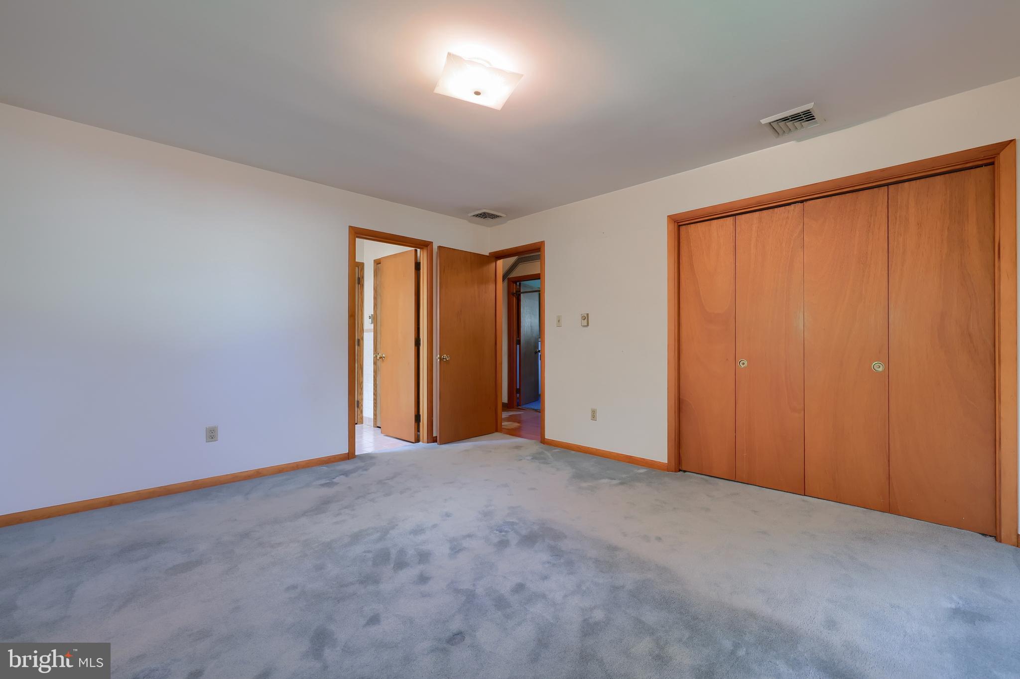 1716 Pioneer Road Lancaster, PA 17602 - Photo 21 of 45