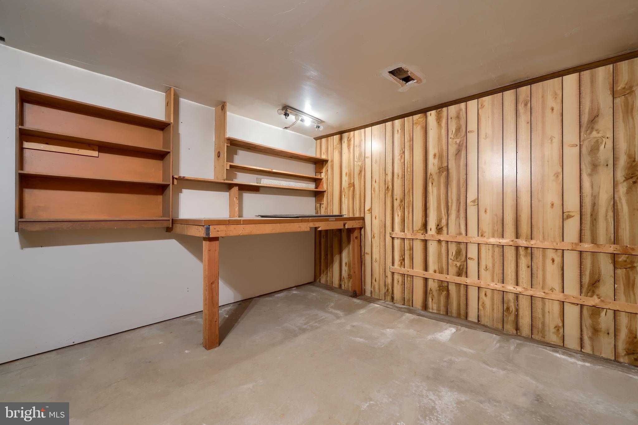 1716 Pioneer Road Lancaster, PA 17602 - Photo 30 of 45