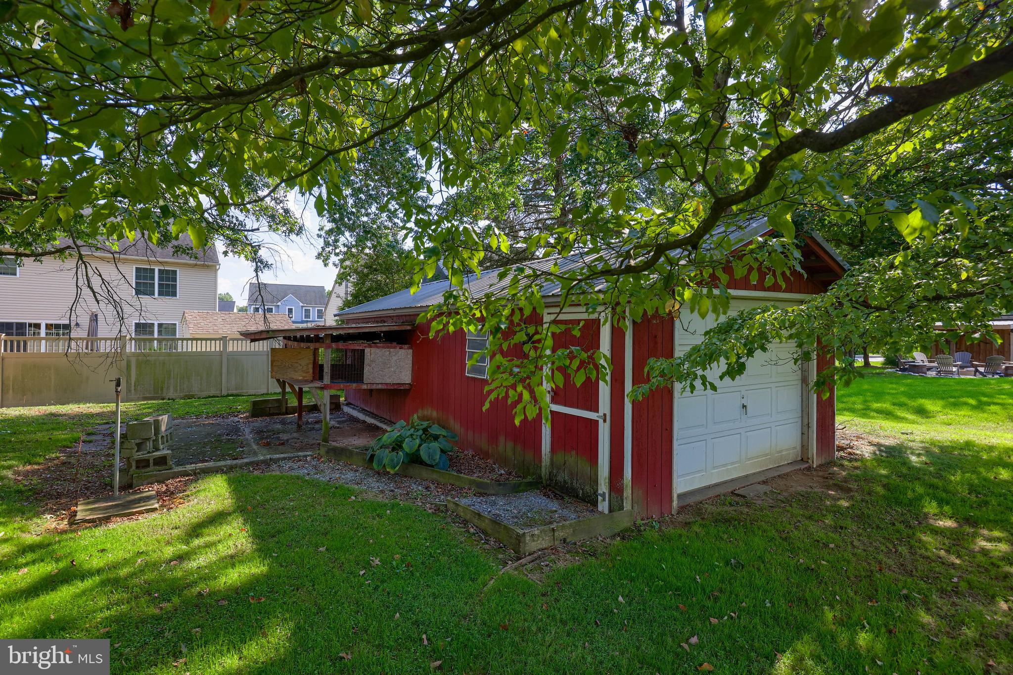 1716 Pioneer Road Lancaster, PA 17602 - Photo 41 of 45