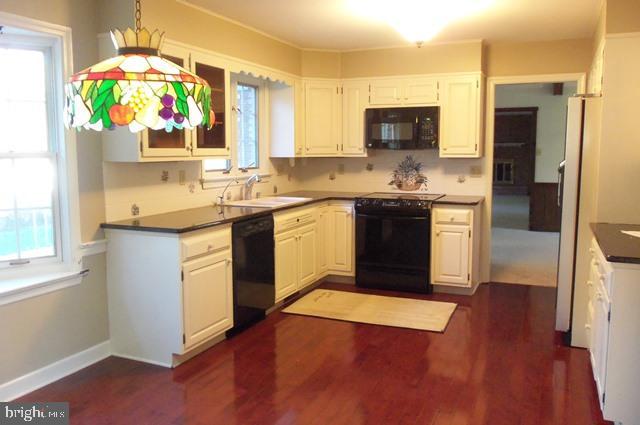 1305 Olde Saybrook Road Lancaster, PA 17601 - Photo 7 of 32