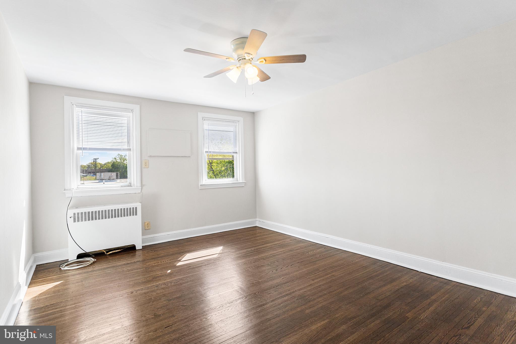 502 Wiltshire Road Upper Darby, PA 19082 - Photo 7 of 13