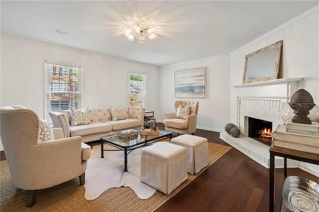 $540,000 | 504 Dunwoody Chace, Atlanta, GA 30328