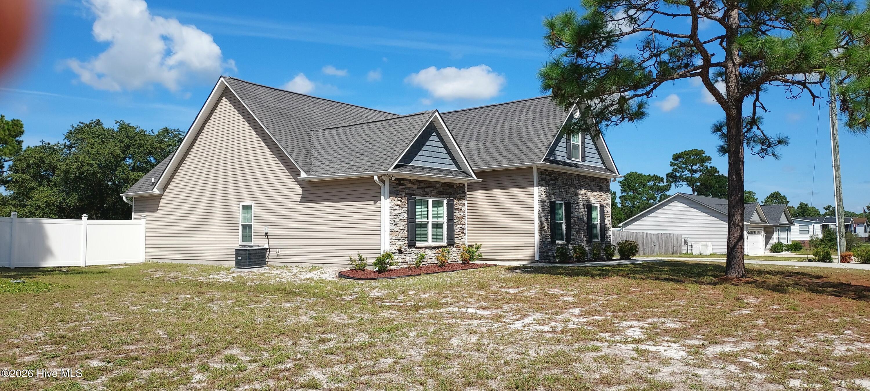 227 Queens Haven Road Hubert, NC 28539 - Photo 5 of 69 Gallery Image 5