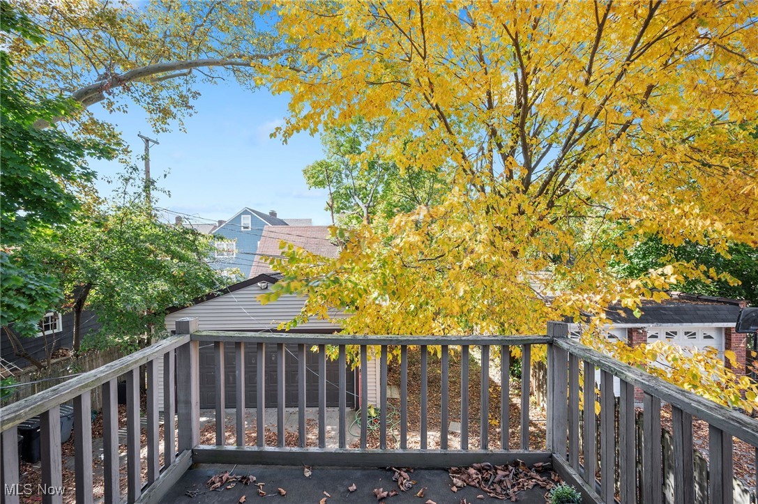 3644 Rolliston Road Cleveland, OH 44120 - Photo 36 of 39 Second floor balcony