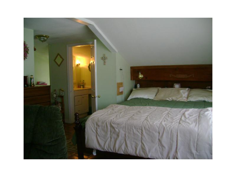 154 Manning Street Warwick, RI 02889 - Photo 17 of 23 Master Bedroom. Master with Lav and small office or reading area