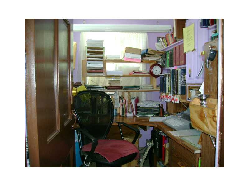 154 Manning Street Warwick, RI 02889 - Photo 9 of 23 Junior Office. Finished office on porch