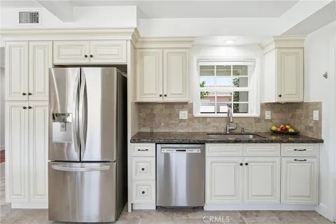 $1,299,000 | 6051 Kimberly Drive, Huntington Beach, CA 92647
